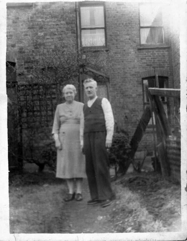 Early'ish portrait at back of Number 4