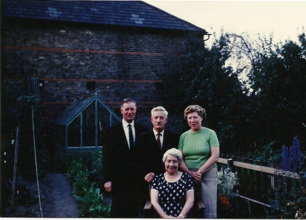 Joe, Irene (mum), Arthur & Alice (Emily)